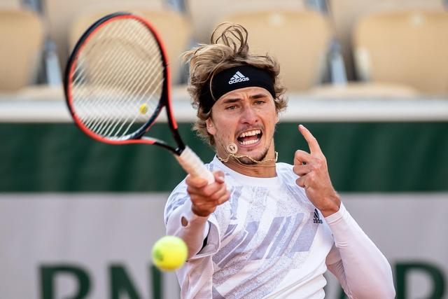 多次陷入混 多次陷入混