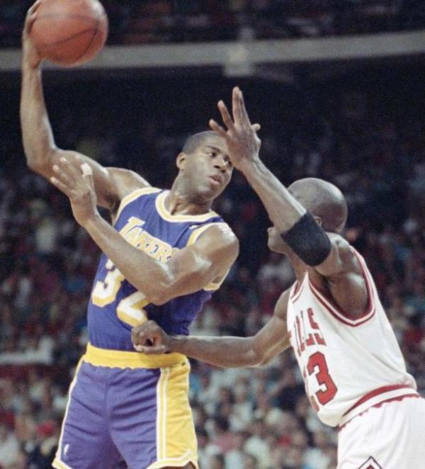 亚能够在本 亚能够在本