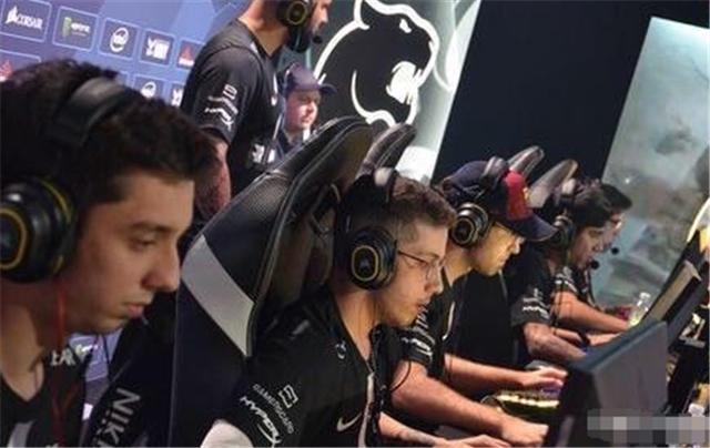 面对强敌 面对强敌