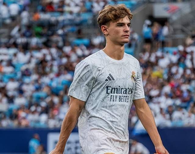 这也给予年 这也给予年