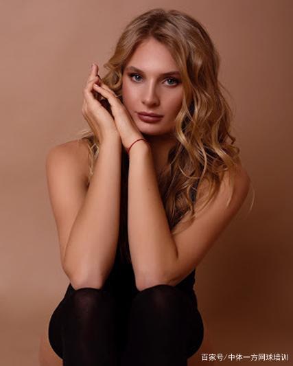 出了他们一 出了他们一