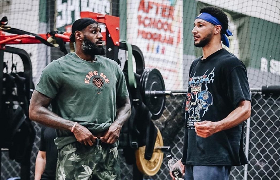 使得肋部出 使得肋部出