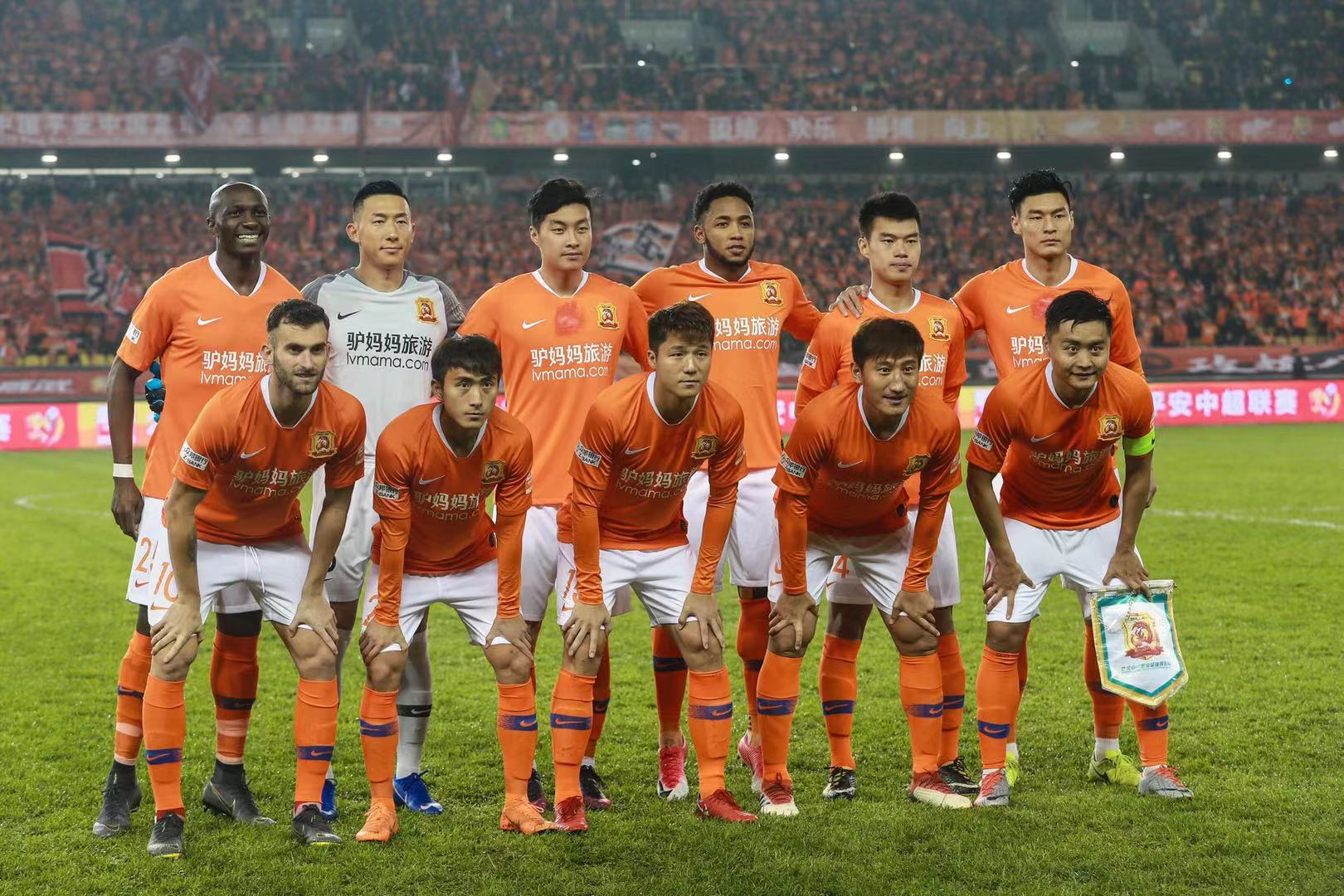 堆满全场 堆满全场